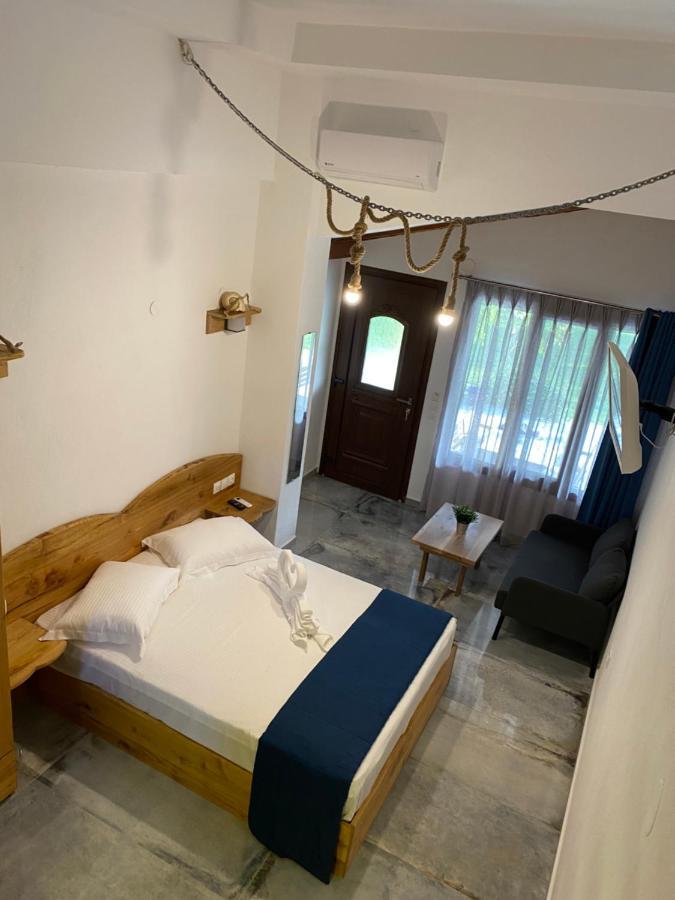 Pinelopi'S House Apartment ปอร์โตกูโฟ ภายนอก รูปภาพ