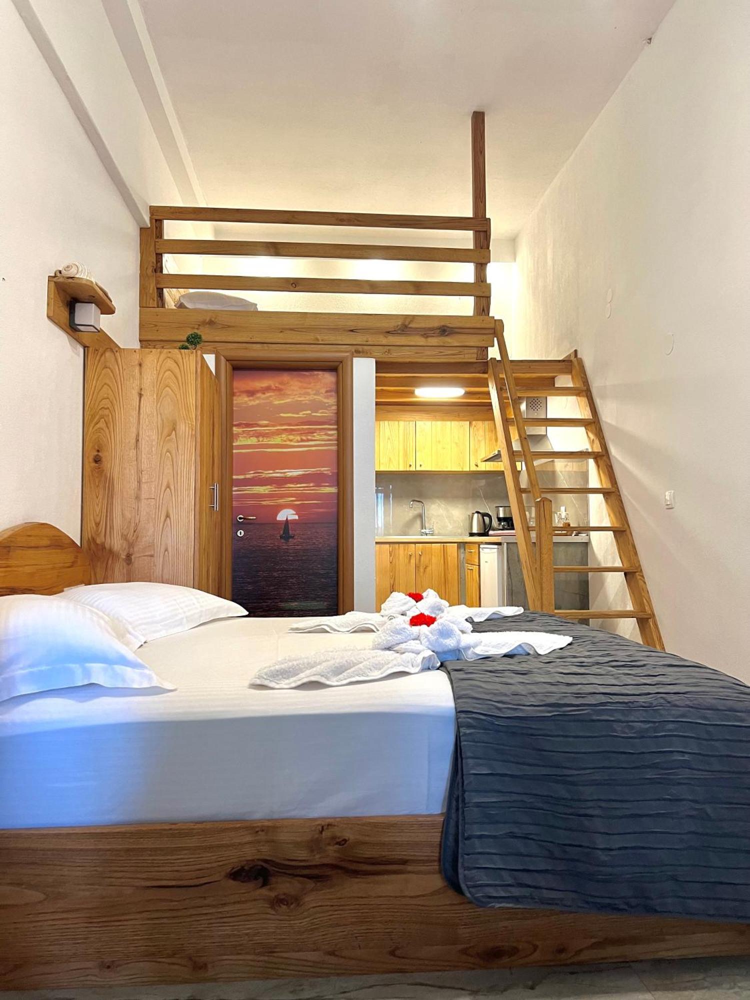 Pinelopi'S House Apartment ปอร์โตกูโฟ ภายนอก รูปภาพ