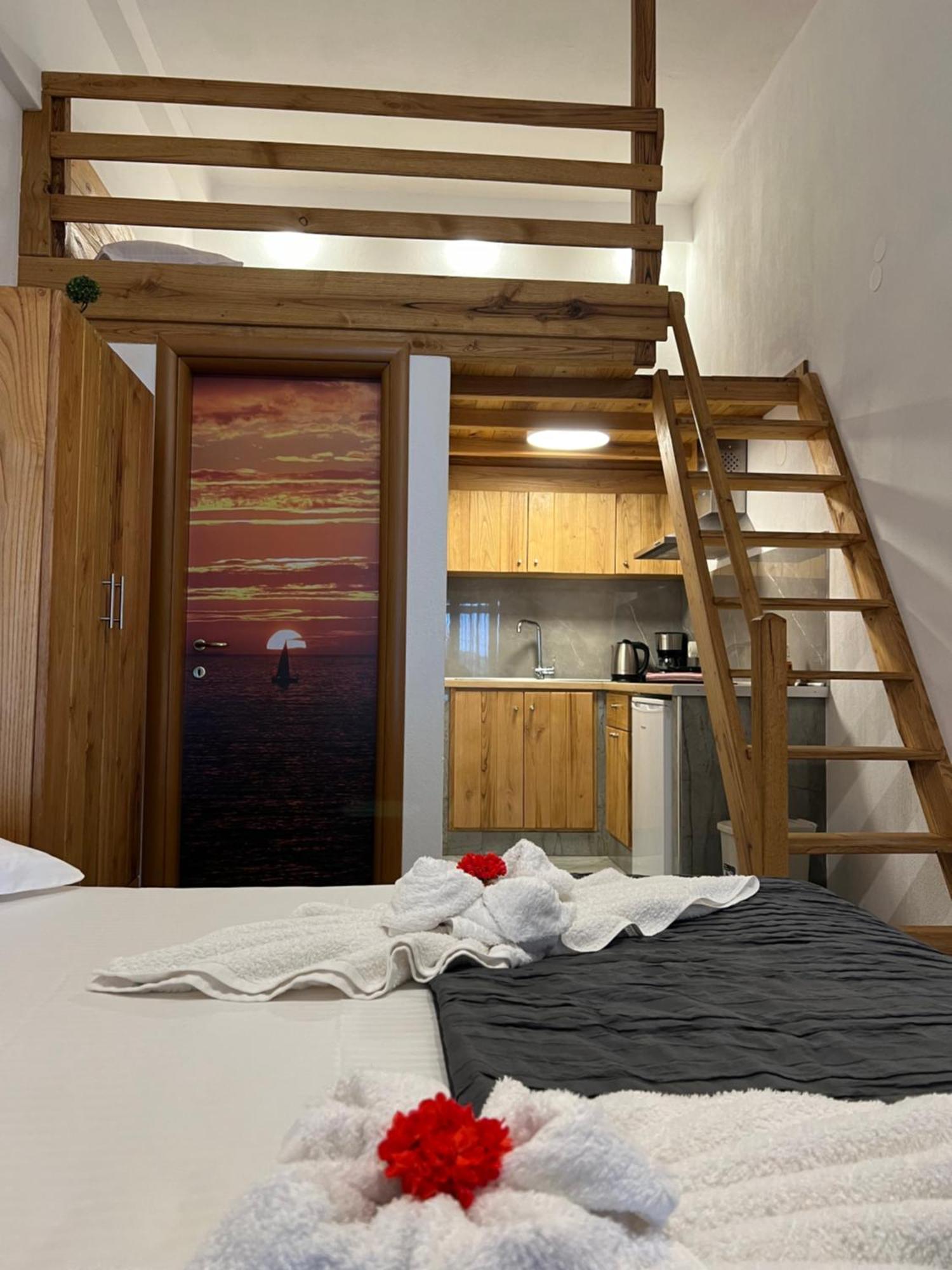 Pinelopi'S House Apartment ปอร์โตกูโฟ ภายนอก รูปภาพ