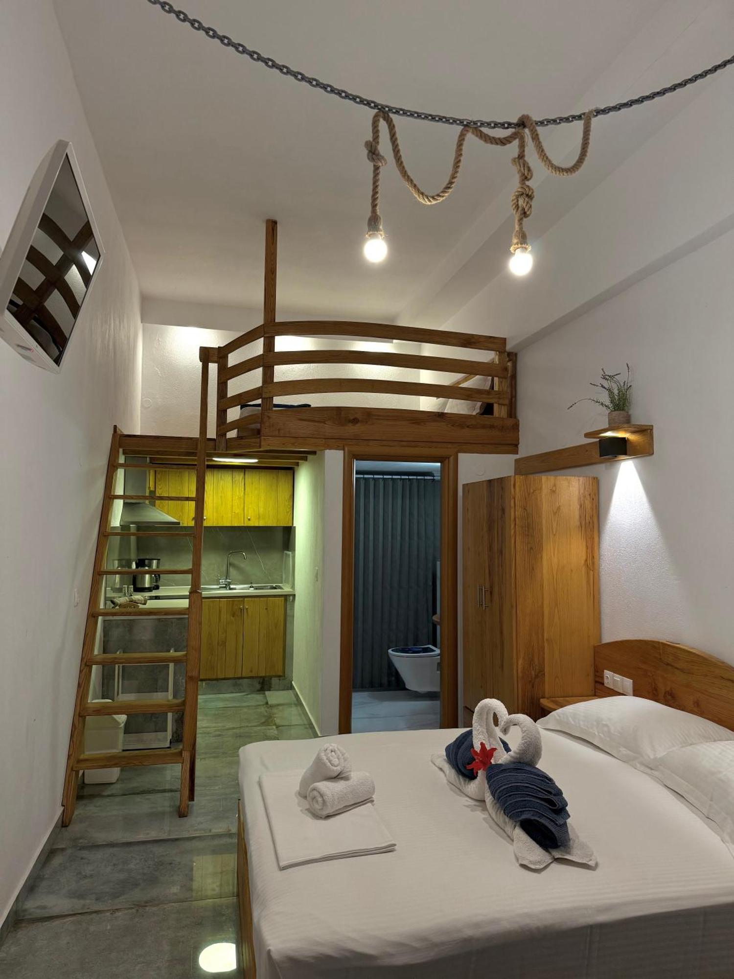 Pinelopi'S House Apartment ปอร์โตกูโฟ ภายนอก รูปภาพ